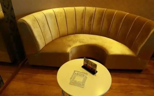 Yawei Apartment Hotel