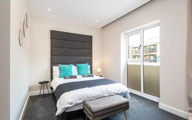 Gillingham Apartment