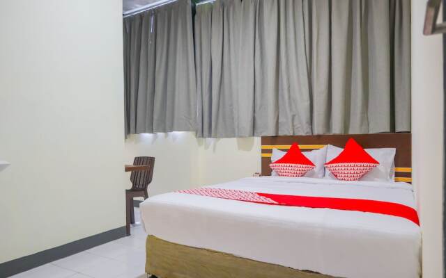 Seven Season Residence by OYO Rooms