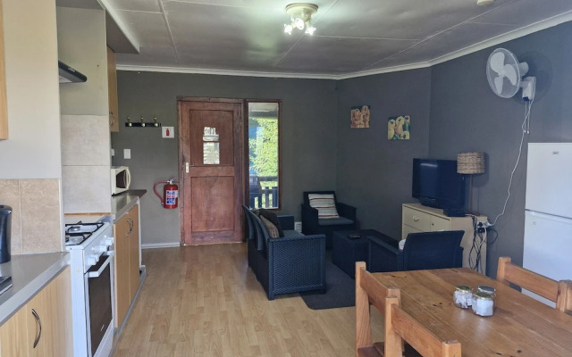Ibis Place Guest House