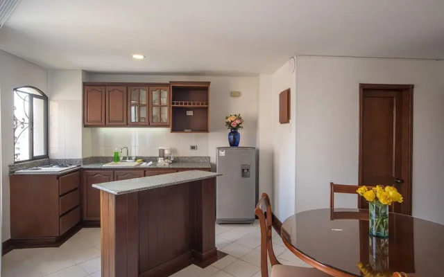 Travelers Apartamentos & Suites Castellón de Juanambú