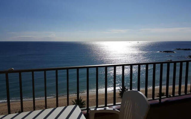 Apartaments Primera Linea Torre Valentina