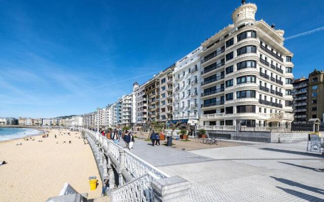 Belle Epoque on the Seafront