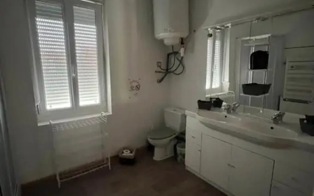 APPARTEMENT 6 PERSONNES CLASSE 2 ETOILES LEBOUCQ Laurent