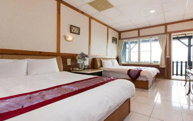 Zusin Shin Garden Hotel