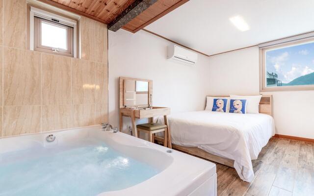 Gapyeong Arom Spa Pension