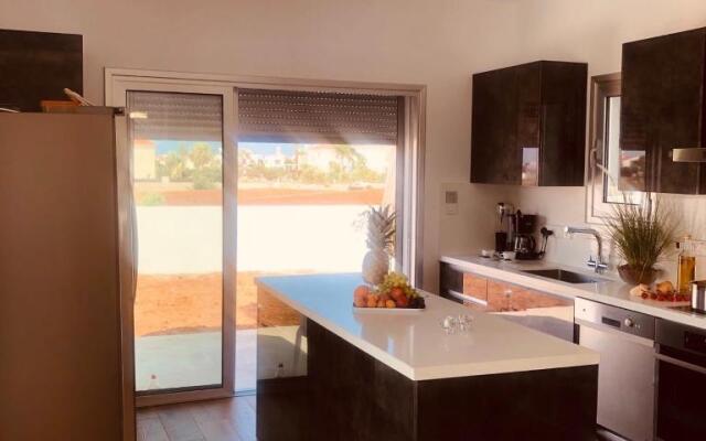 Afrodite villa
