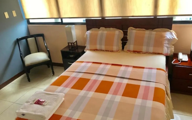 Villa Garza Inn