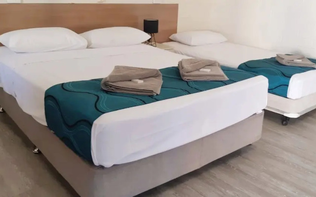 Burdekin Motor Inn