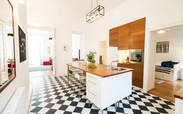 Real Apartments Anker II