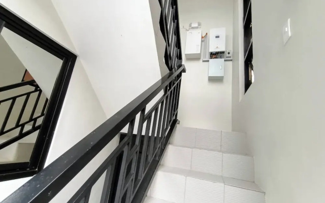 Manzil Anilao B&B Superior Bedroom U3