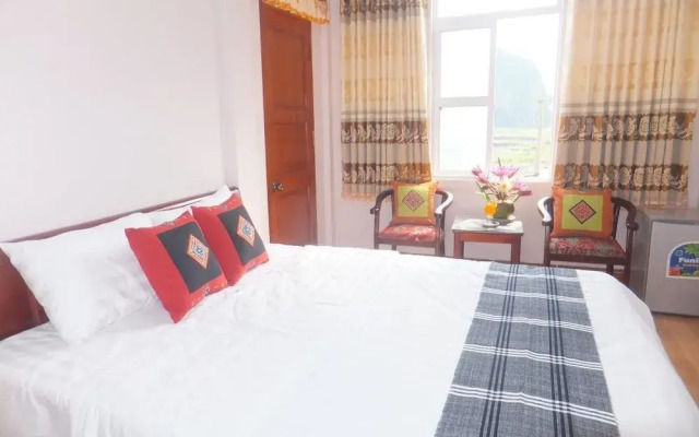 Anna Tham Hotel View