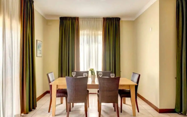 Villa Stephanotis - 3 Bedroom Villa With Pool