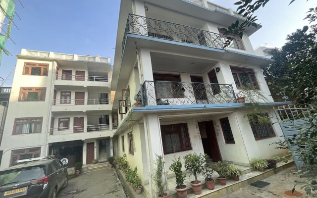 Nirvaan Guest House