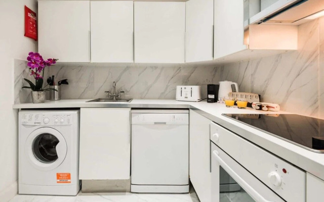 The Armadale Road Residence I