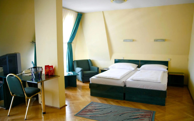 Hotel Bara Budapest