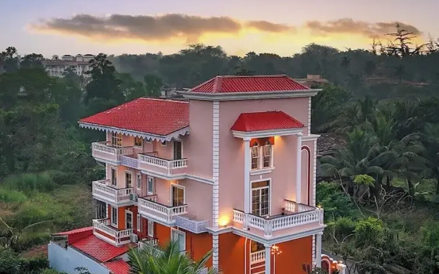 Vega Suites with Private Indoor Pool
