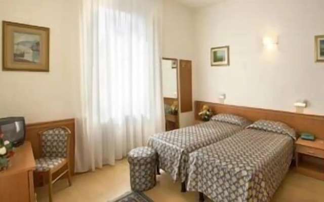 Hotel Florida