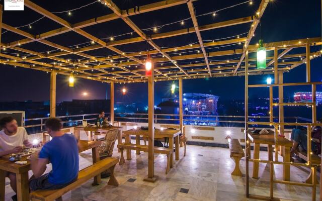 Madpackers Hostel Agra