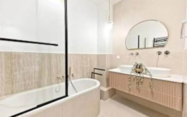 New Flat With AC Porte Maillot/arc de Triomphe