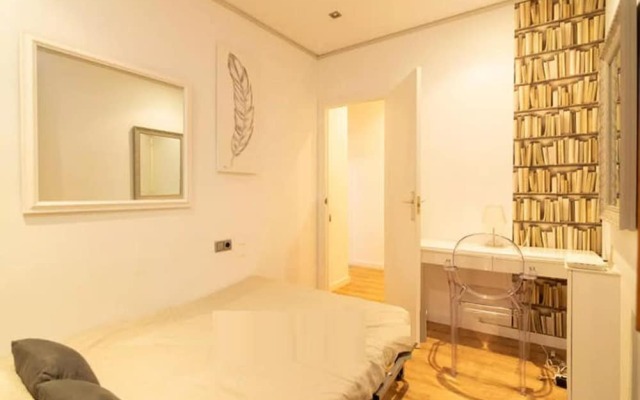 Lovely 2-bed Apartment in Rawalpindi