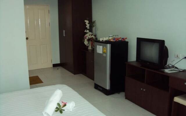ZEN Rooms Aryan Suites