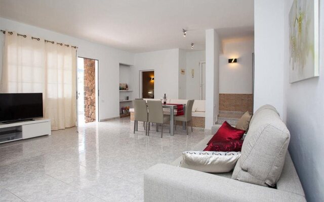 Villa Aries