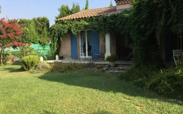 Chambre d’Hôtes au Pied des Alpilles