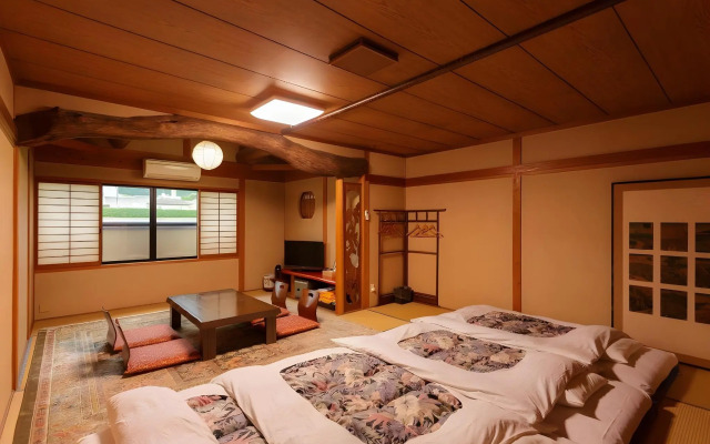 Yufuin Ryokan Nogiku