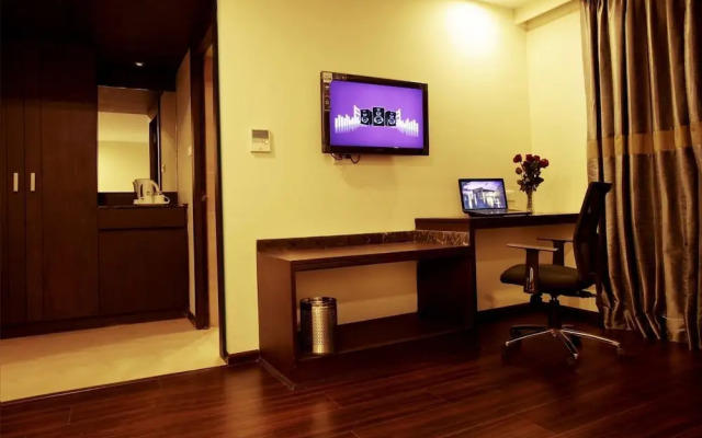 J Hotel