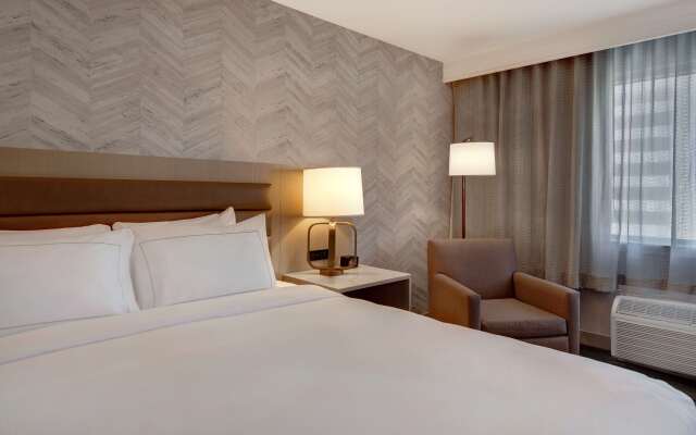 DoubleTree by Hilton LAX - El Segundo