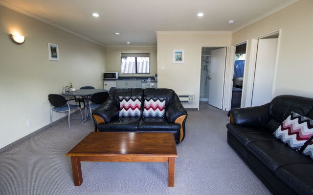 Centre Court Motel