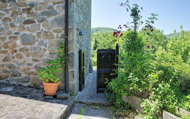 House With 3 Bedrooms in Castelnuovo di Garfagnana, With Furnished Ter