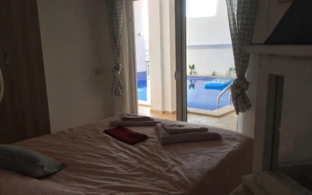 Ciragan Villa 2 by rezervasyonyap