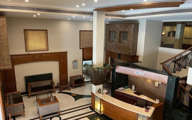 Hotel Residency – Lobby – Jalandhar