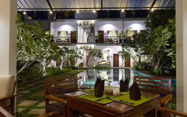 RelaxOn Boutique Villa Hotel