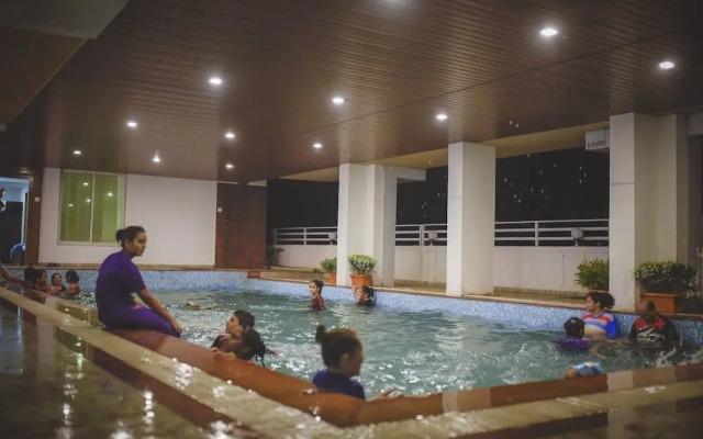 White House Beach Resort by OYO Rooms