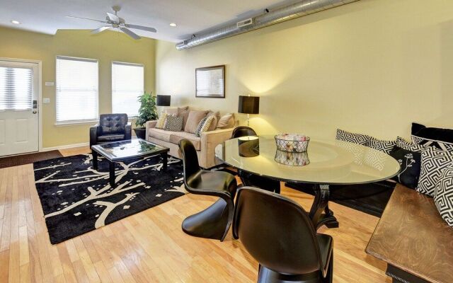 Lux Townhouse Walk to All