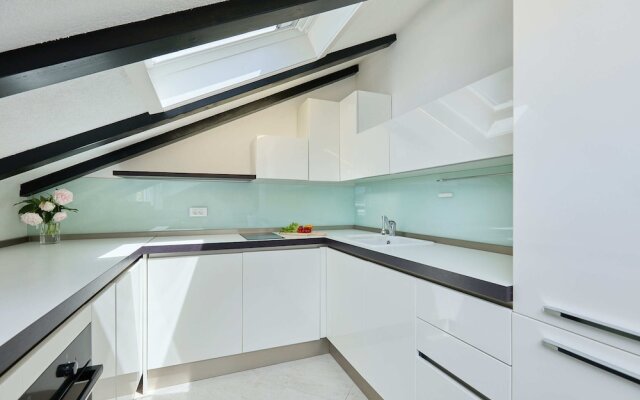 Hedera Estate, Hedera A42