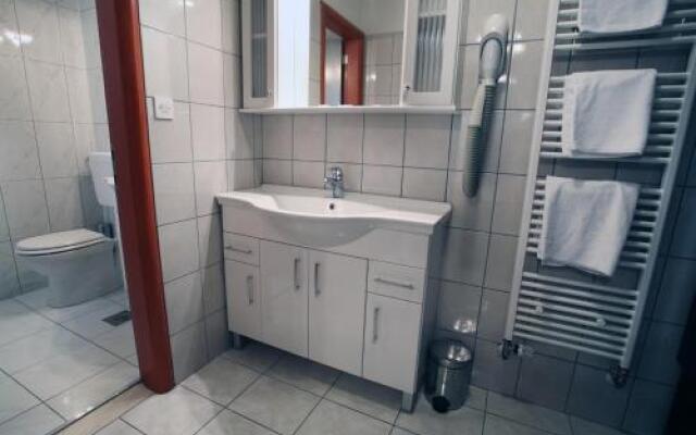 Hotel MB