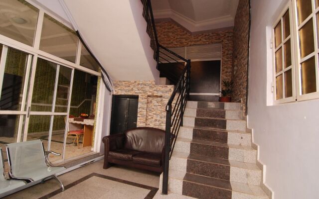 Silverland Hotel and Suites