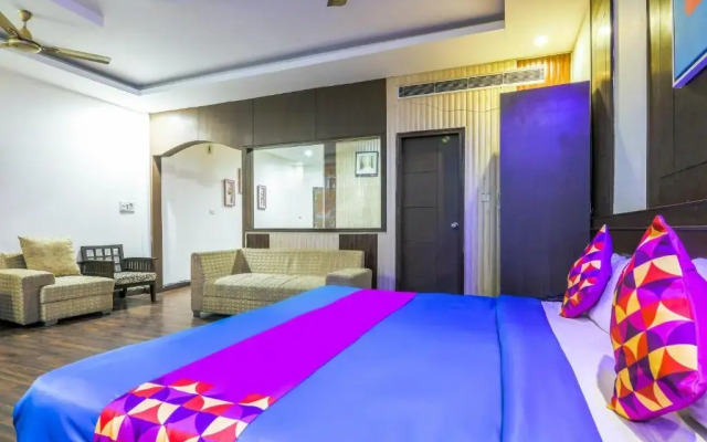 OYO 12780 New Hotel Rajwada