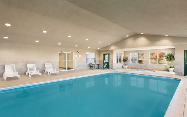 Country Inn & Suites By Radisson, Frackville (Pott