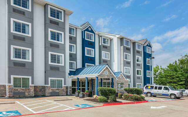 Microtel Inn & Suites by Wyndham Austin Airport