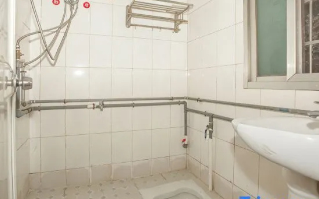 OYO Changde These Years Themed Hotel (Wenli College) – Bathroom – Changde