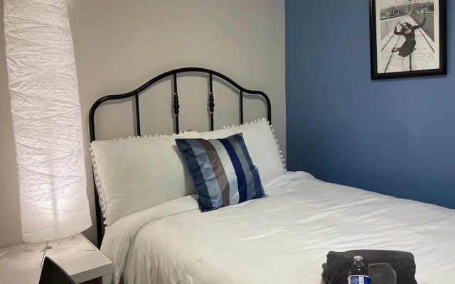 B-Love's Guest House