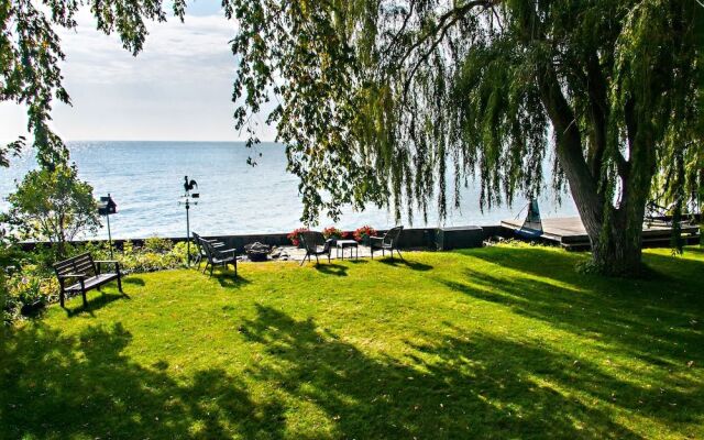 Point Pelee Lakeshore B&B