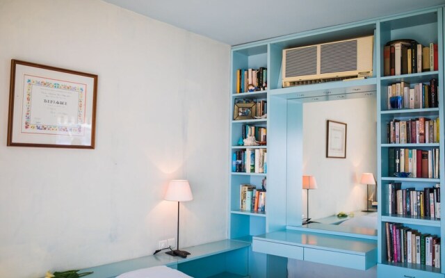 Quai De La Corderie AP1019