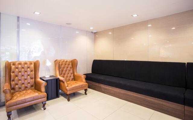 First House Hotel