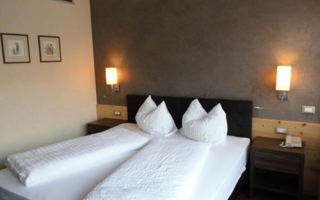 Hotel Zum Tiroler Adler